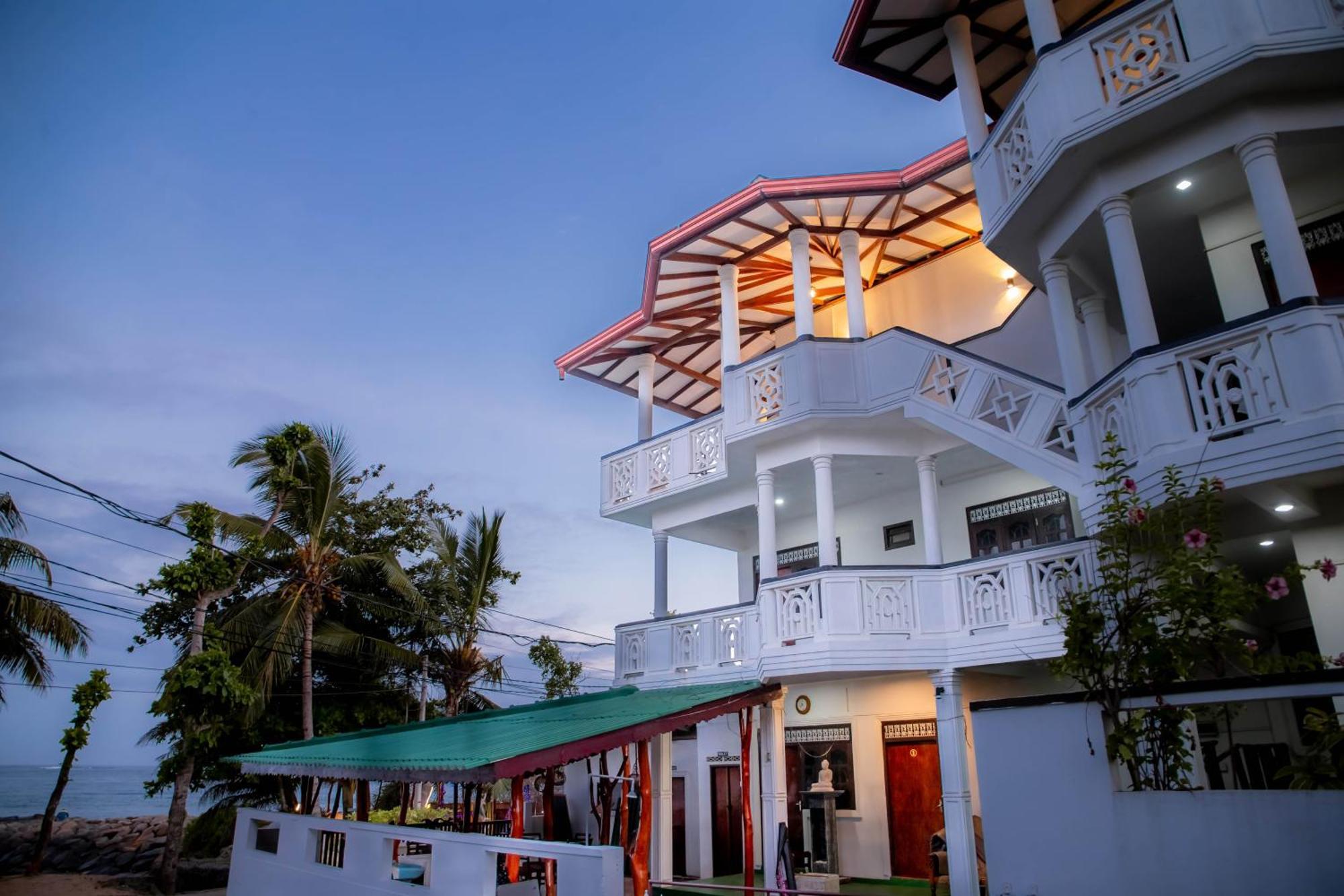 Grand Ocean Resort Tangalle Exterior photo